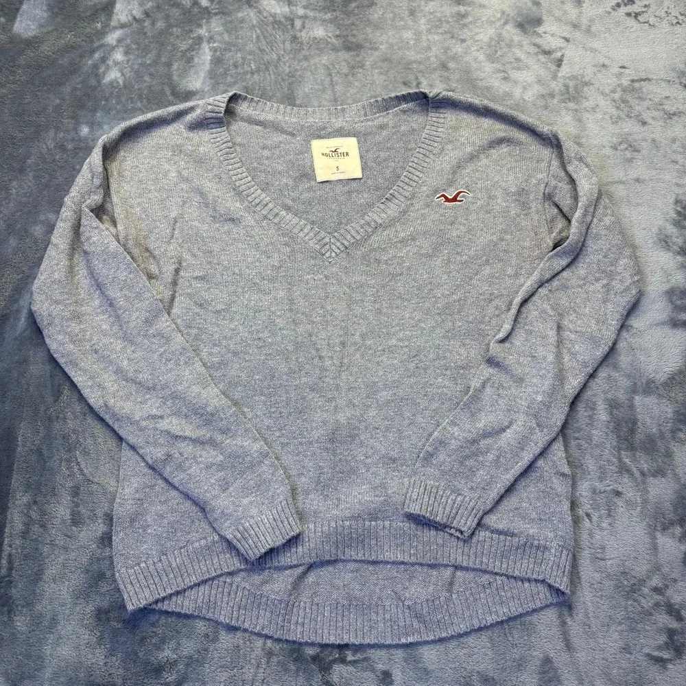 Hollister Gray V‎ Neck Sweater Womens Small Preppy Lightweight Knit Pullover